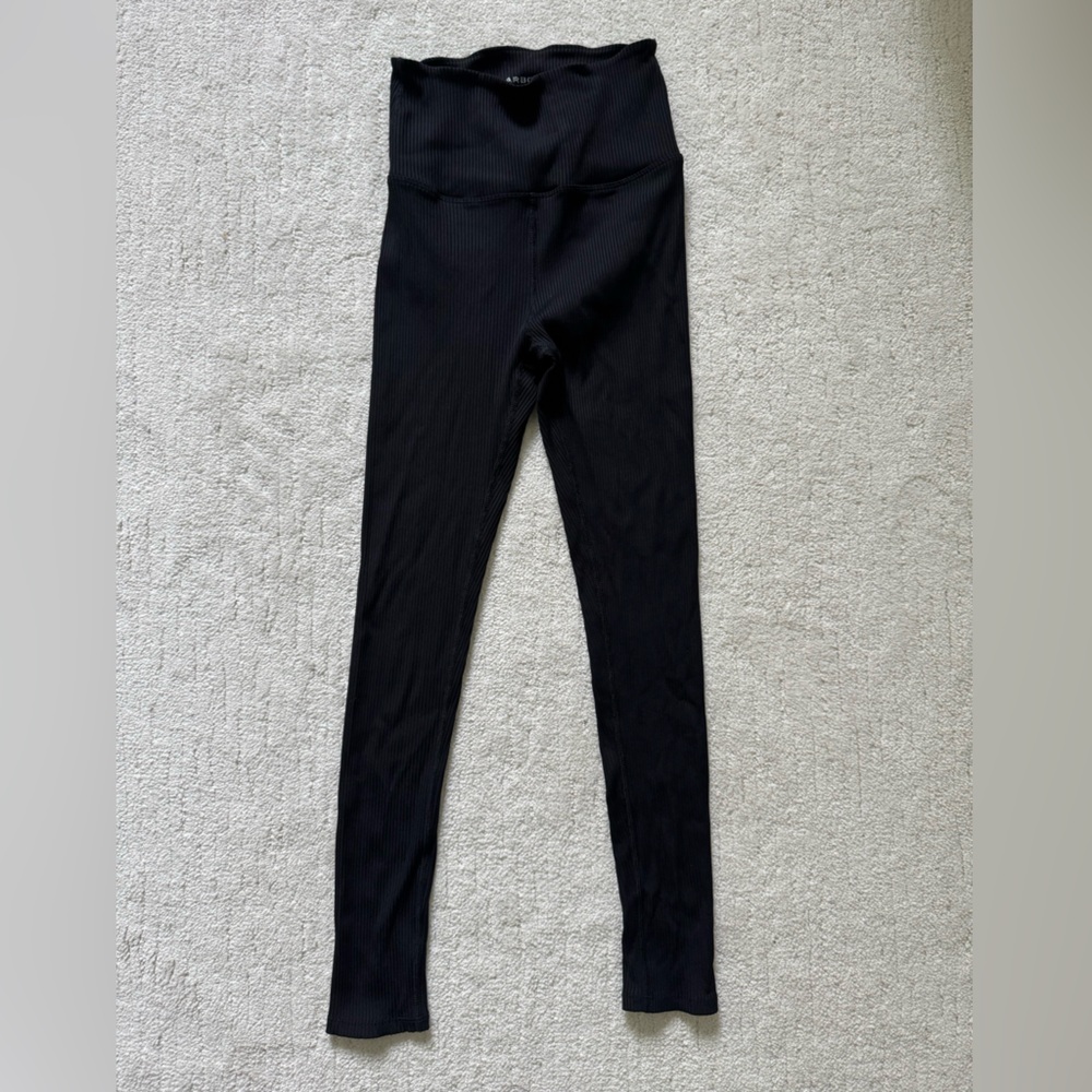 Carbon38 Black Ribbed Leggings